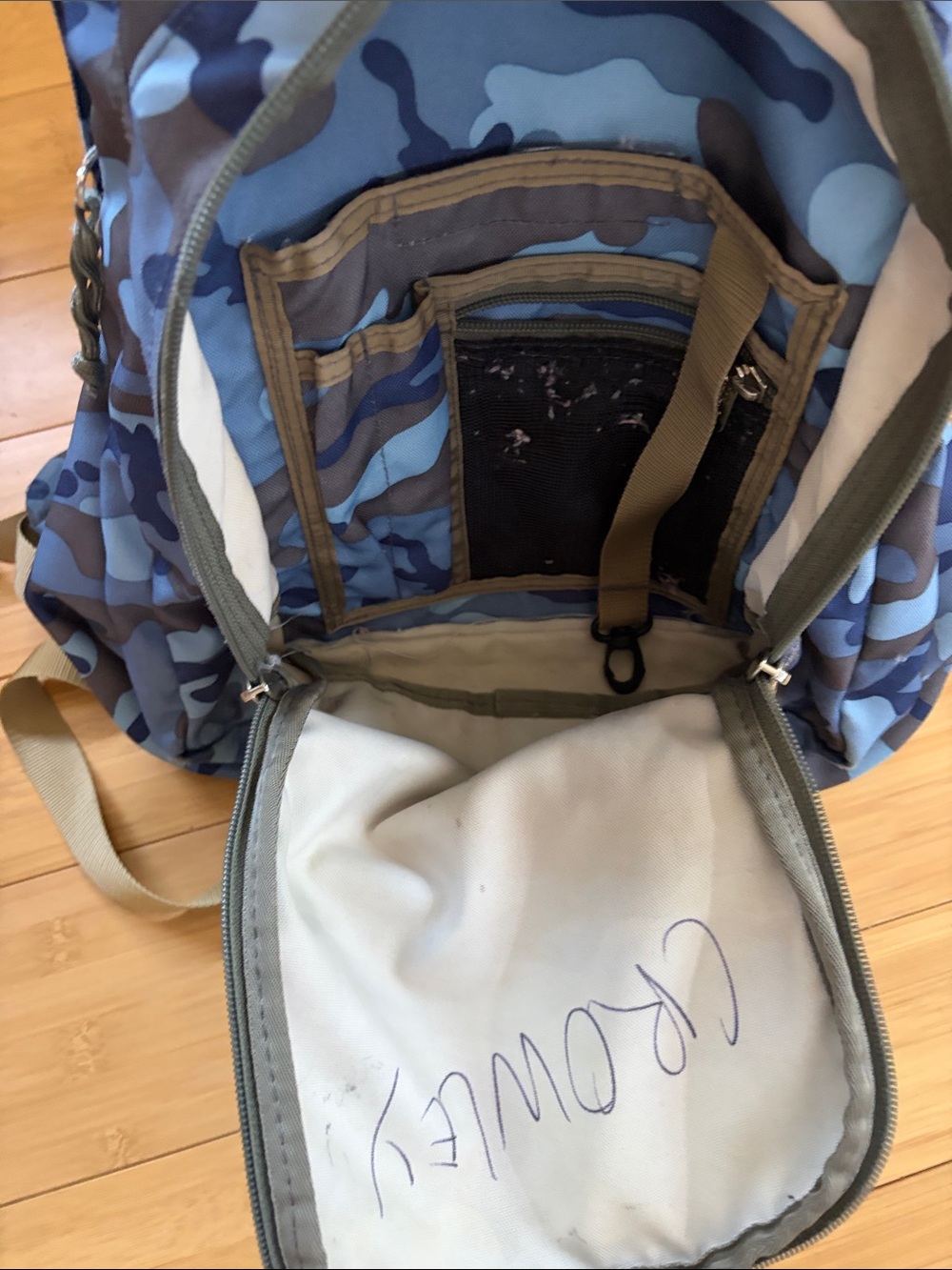 L.L. Bean Deluxe Backpack - Picture 8 of 10